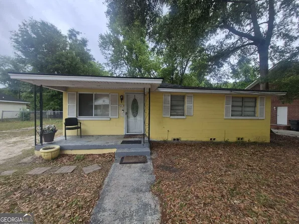 4015 Rockdale St, Savannah, GA 31405