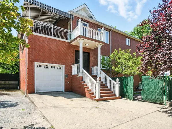 77-16 Kew Forest Lane image 1 of 38