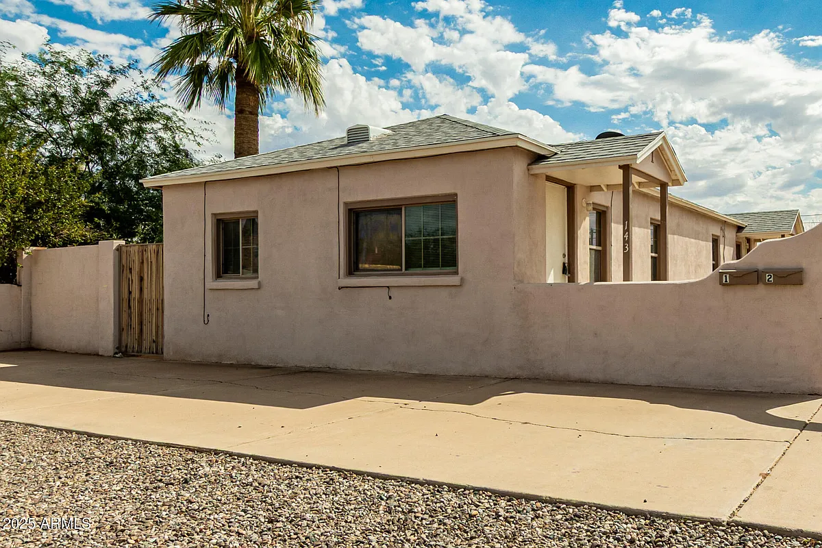 Building Photo - 143 W Pima Ave #1
