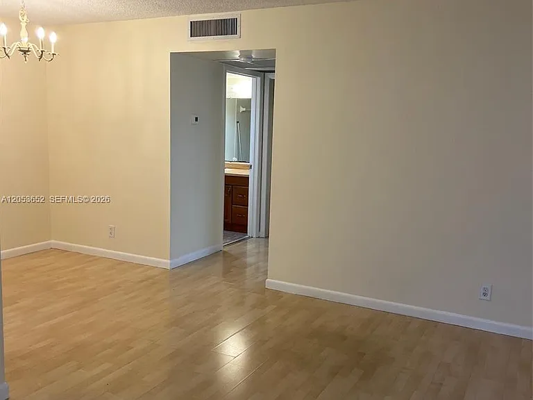 331 S J St #4 — Photo 1