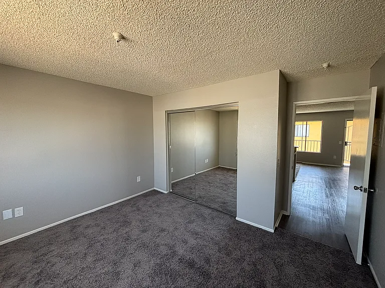 13602 Cordary Ave #20 — Photo 5