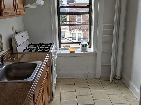 2nd image of 28-05 23rd St #2C