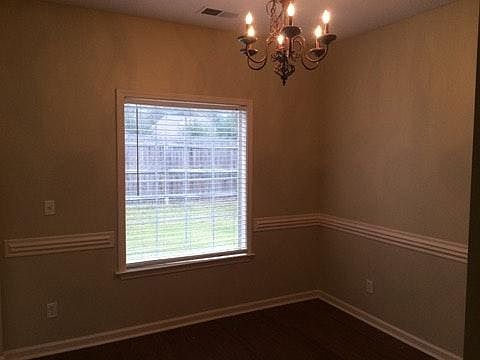 5th image of 590 Wesley Woods Dr