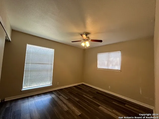 5922 Castle Hunt — Photo 6