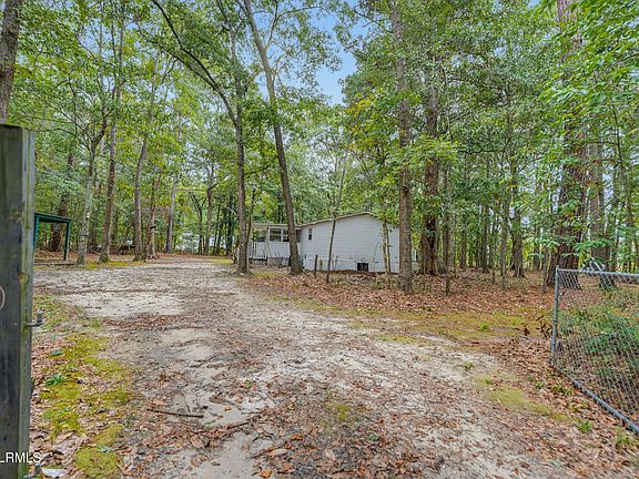 3rd image of 1388 Trask Parkway