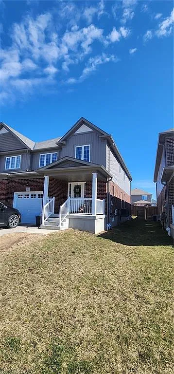 3 bed, 2.0 bath, 2024 sqft, $2,800 — Photo 1