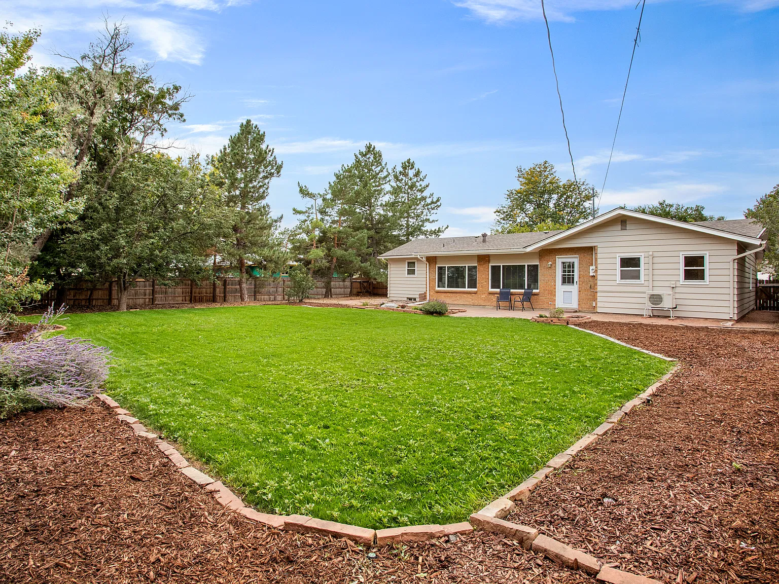 4 bed, 2525 sqft, $3,500 — Photo 3
