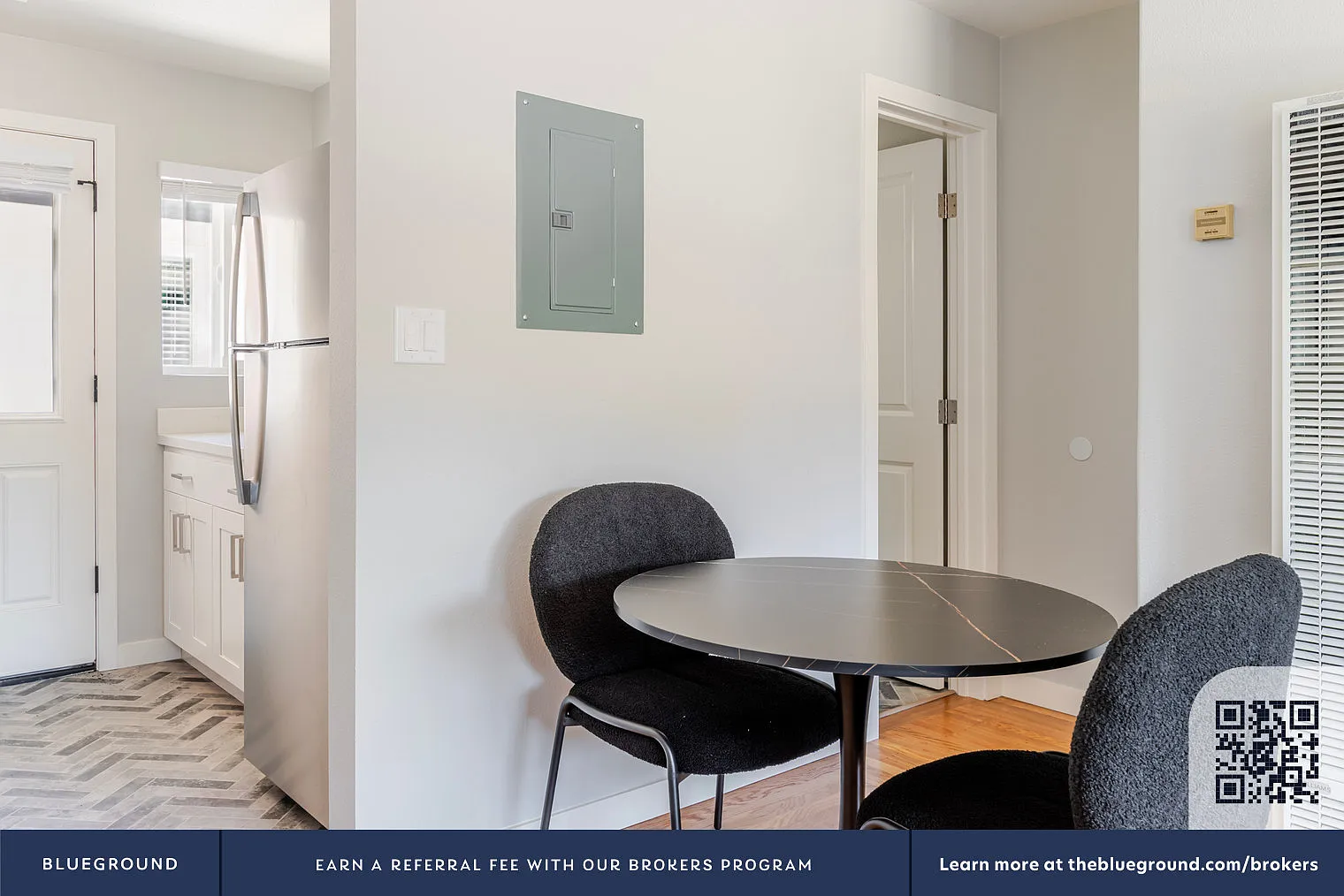 Studio, 1.0 bath, 335 sqft, $3,250 — Photo 3