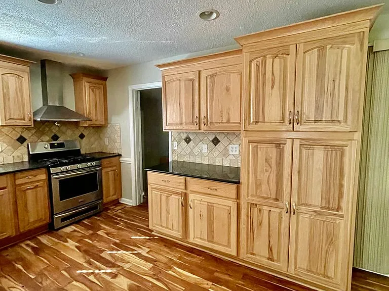 6215 Deep Forest Ln — Photo 15