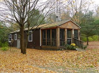 14 Knowlton Rd, Palmyra, ME 04965