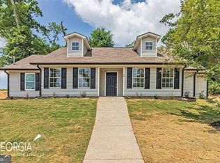 20 Smith St, Newnan, GA 30263