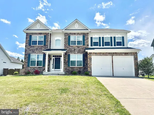 223 Dartmoor Dr, Stephens City, VA 22655