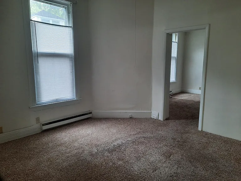 3311 N St #4 — Photo 3