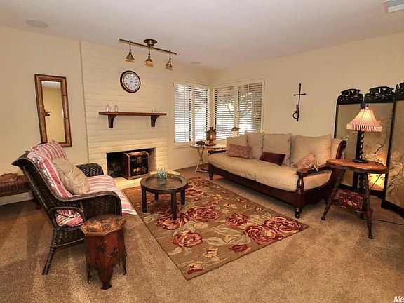 5th image of 11549 Sutters Mill Cir