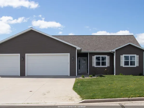 306 Greenbrier Dr, Hortonville, WI 54944