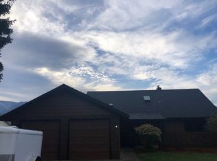 81 Oak St, Carson, WA 98610