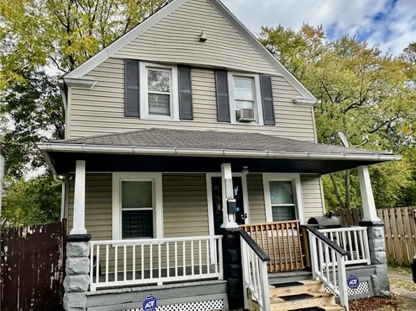 899 Ansel Rd, Cleveland, OH 44103