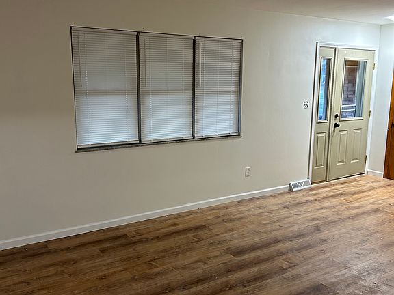 3rd image of 1532 & 1536 Robin Ln #1532