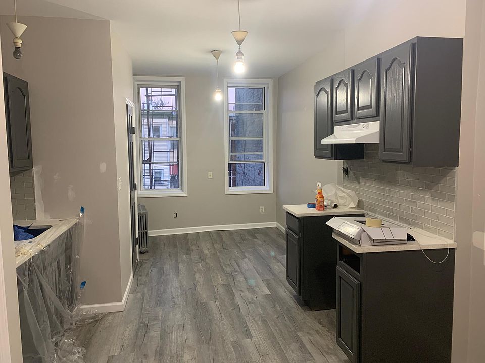 2nd image of 1872 Himrod St APT 2R