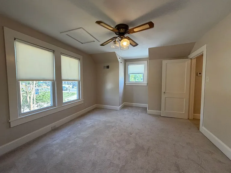 1541 Ebenezer Rd — Photo 17