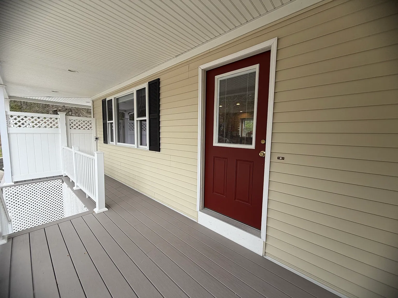 4 bed, 2.5 bath, 3152 sqft, $4,200 — Photo 3