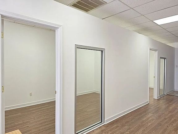 4th image of 17726 Oak Park Ave Ste G