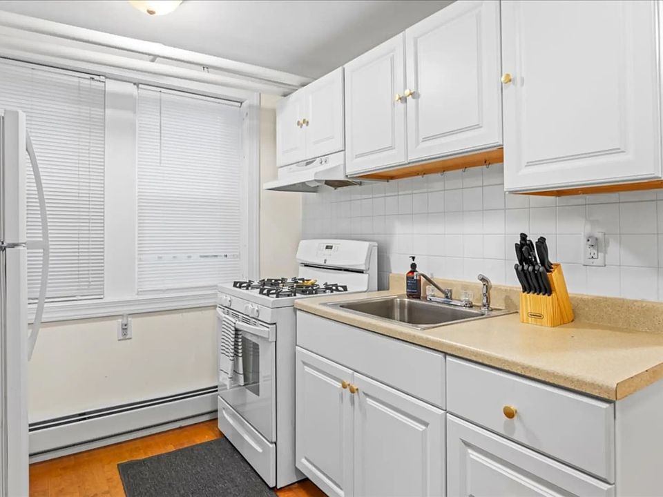 1st image of 100 N Bryant Ave #A