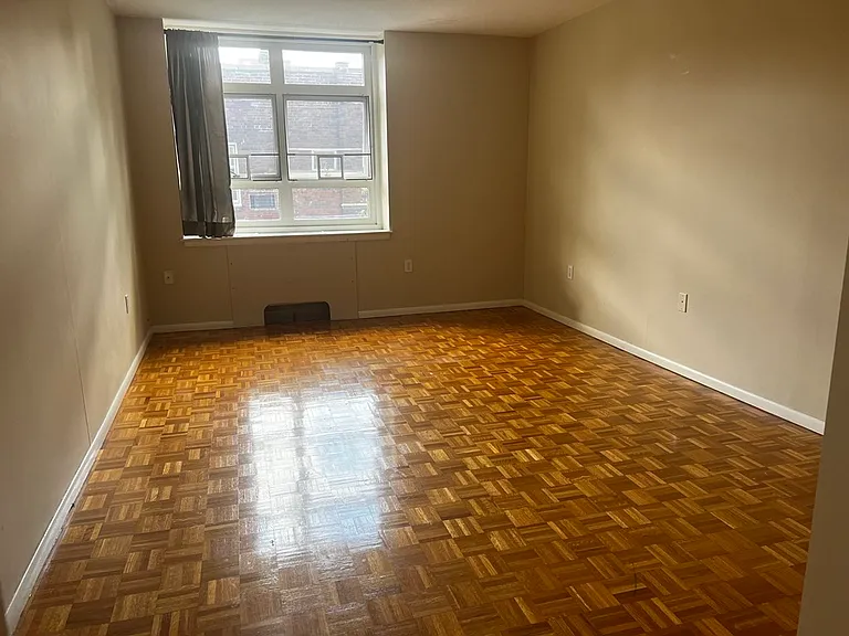 80 Salisbury St #302 — Photo 5