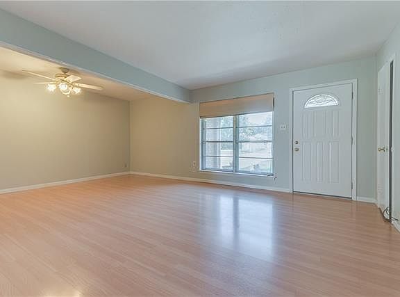 5th image of 3046 Topaz Ln