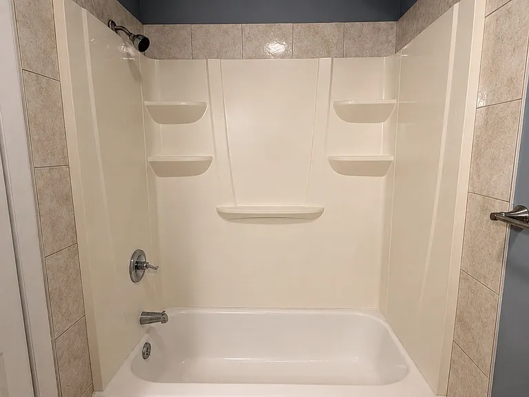 71 Williams St #B — Photo 8