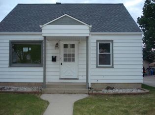 3733 S 22nd St, Milwaukee, WI 53221