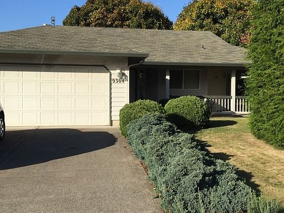 2nd image of 9304 NE 93rd Cir