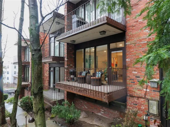 5226 5th Ave APT E, Pittsburgh, PA 15232