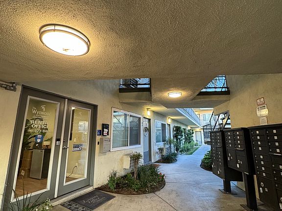 3rd image of 12536 Ryerson Ave #29