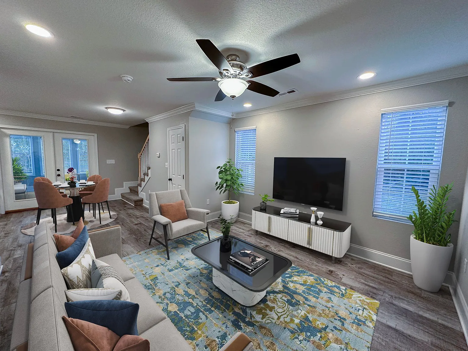 Fox Springs Condos — Photo 2