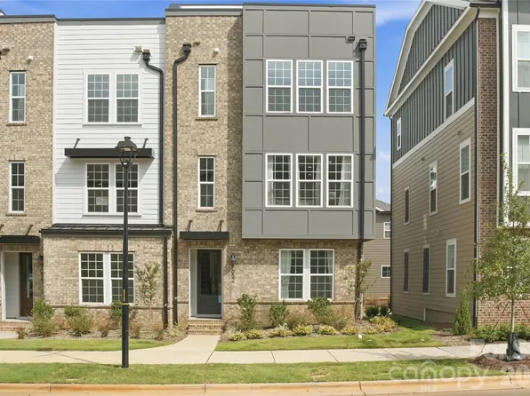 7052 Westrow Ave, Charlotte, NC 28278