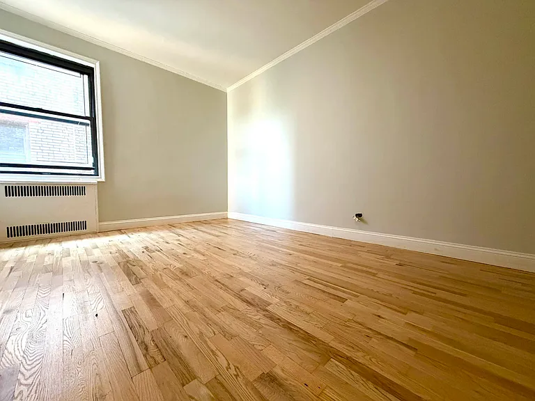 1901 Avenue N #5E — Photo 8