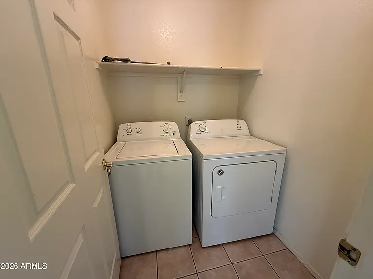 505 W Sereno Dr — Photo 12