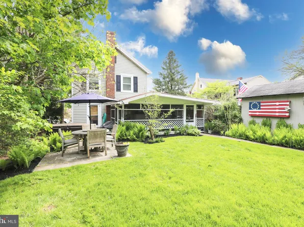 15 E Butler Ave, Doylestown, PA 18901