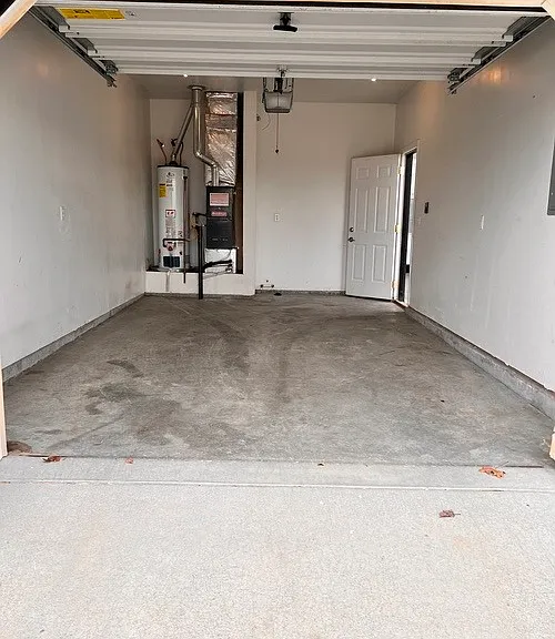 1298 NE Rockridge St #1298 — Photo 2