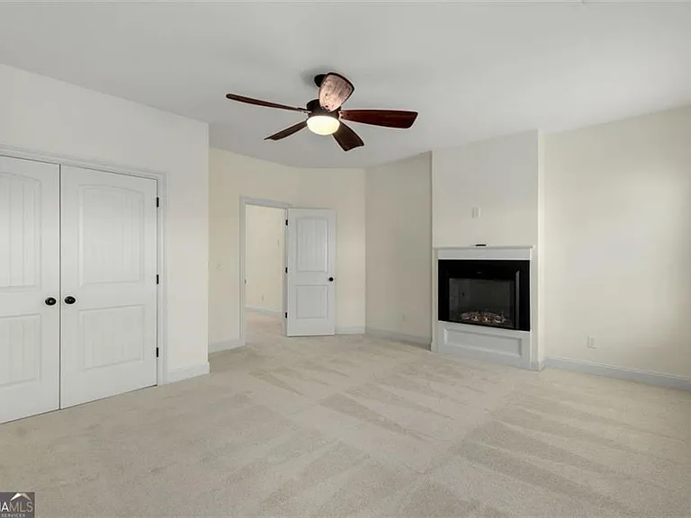 5115 Rialto Way — Photo 26
