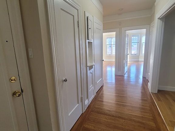 3rd image of 1280 Grove St APT 104