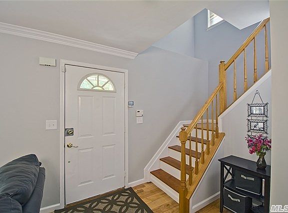 4th image of 12 Messina Ave