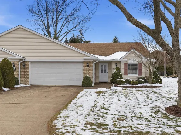 1002 Brittany Dr, Huron, OH 44839