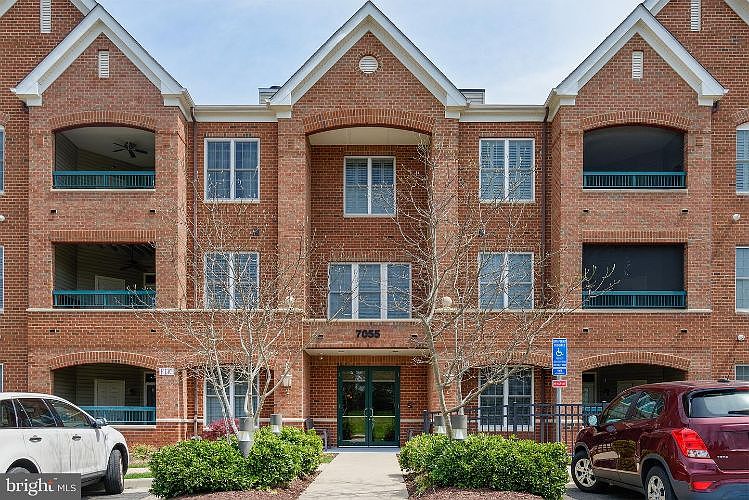 1st image of 7055 Heritage Hunt Dr APT 107