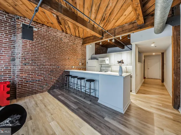 315 New St APT 505, Philadelphia, PA 19106