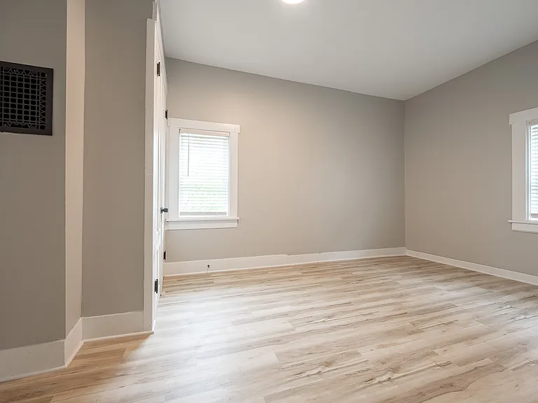 119 S Jackson St #1 — Photo 5