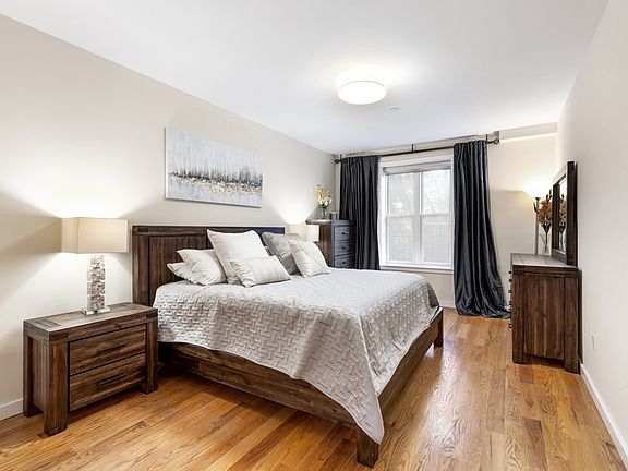 4th image of 465 Carroll St APT 1-A