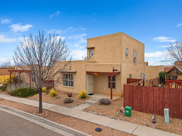 6751 Camino Carlita, Santa Fe, NM 87507