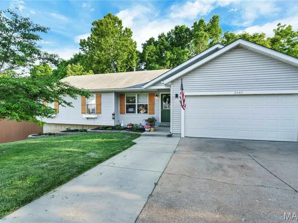 3642 N Meadow Mill Dr, Arnold, MO 63010